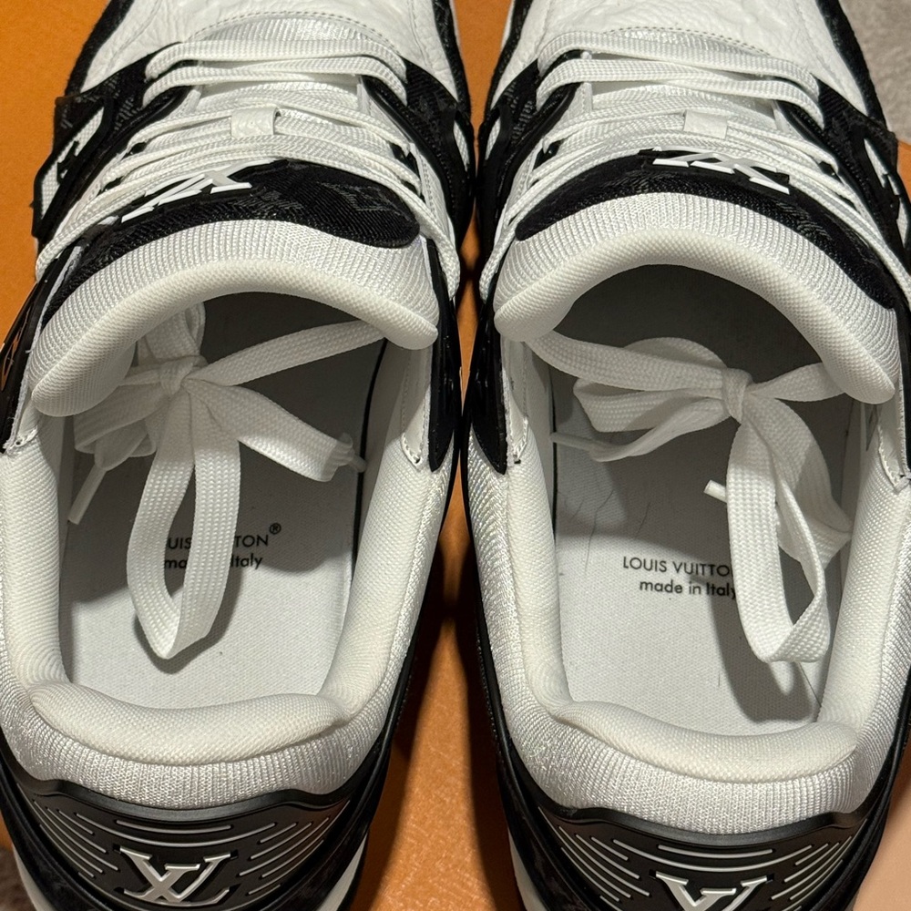 Louis Vuitton’s men trainer sneaker - Picture 3 of 9